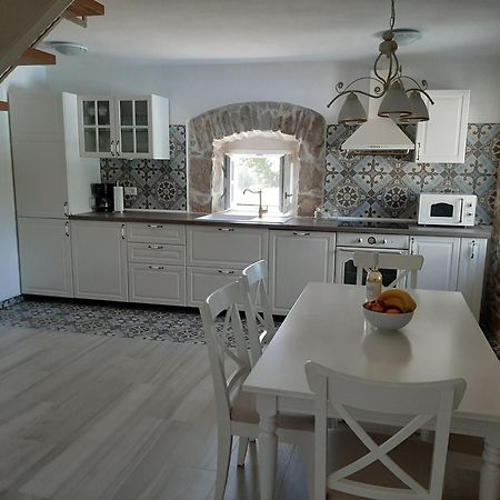 Villa Laura - Home Away From Home Labin  Exterior foto